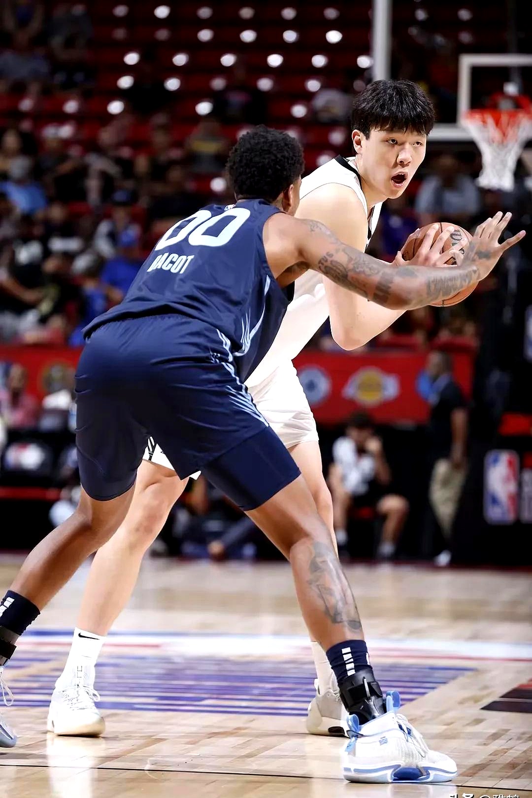 爱游戏入口-包含赛地聚焦——欧篮联今晨热度飙升，休斯敦火箭门线救险，目标明确，球探报告显示潜力的词条