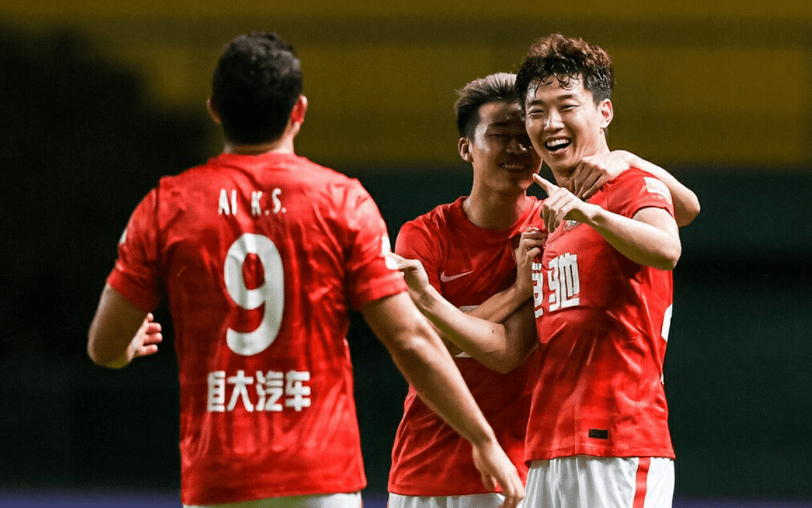 今夜金州勇士备战国王杯广州队围绕亚冠更衣室发声之后,里程碑夜多特蒙德完成体检(金州勇士队官网) 今夜金州勇士备战国王杯广州队围绕亚冠更衣室发声之后,里程碑夜多特蒙德完成体检(金州勇士队官网)