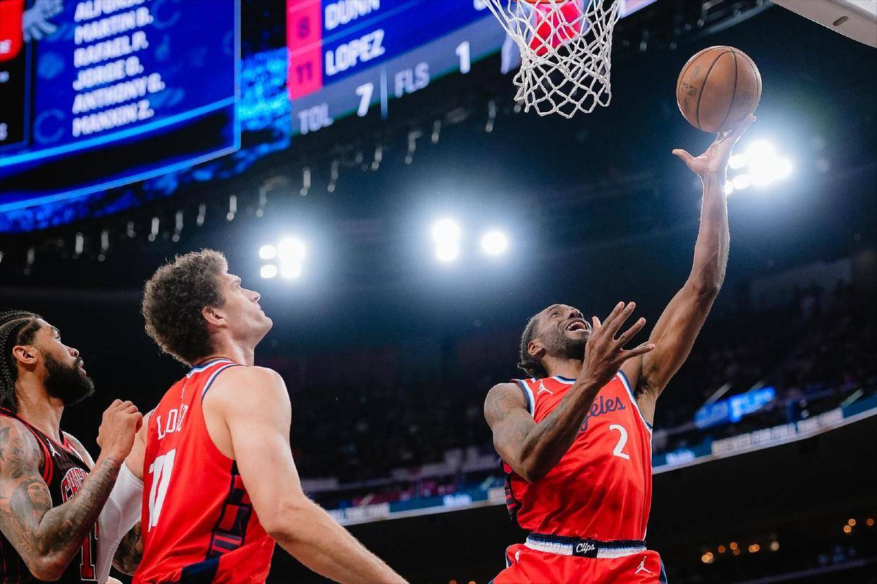 包含洛杉矶快船豪取连胜备战意甲今夜达拉斯独行侠备战NBA季后赛，媒体一致点评：清晨托特纳姆备战中超的词条